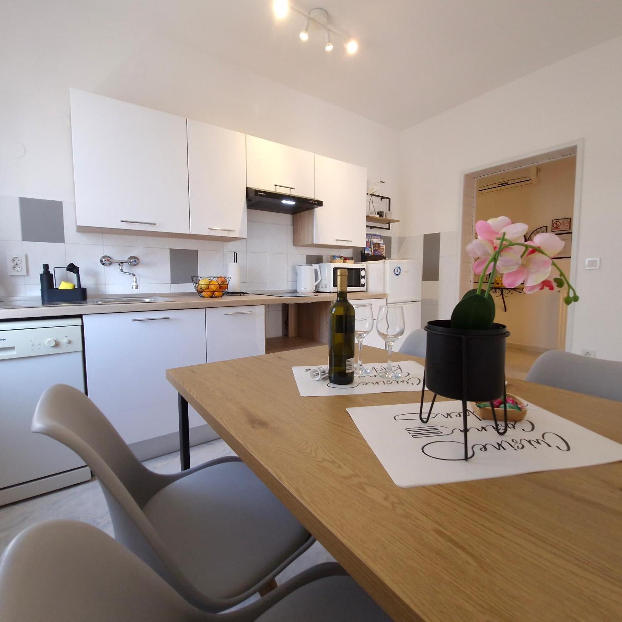 Lily'S Lovely Apartments 法扎纳 外观 照片